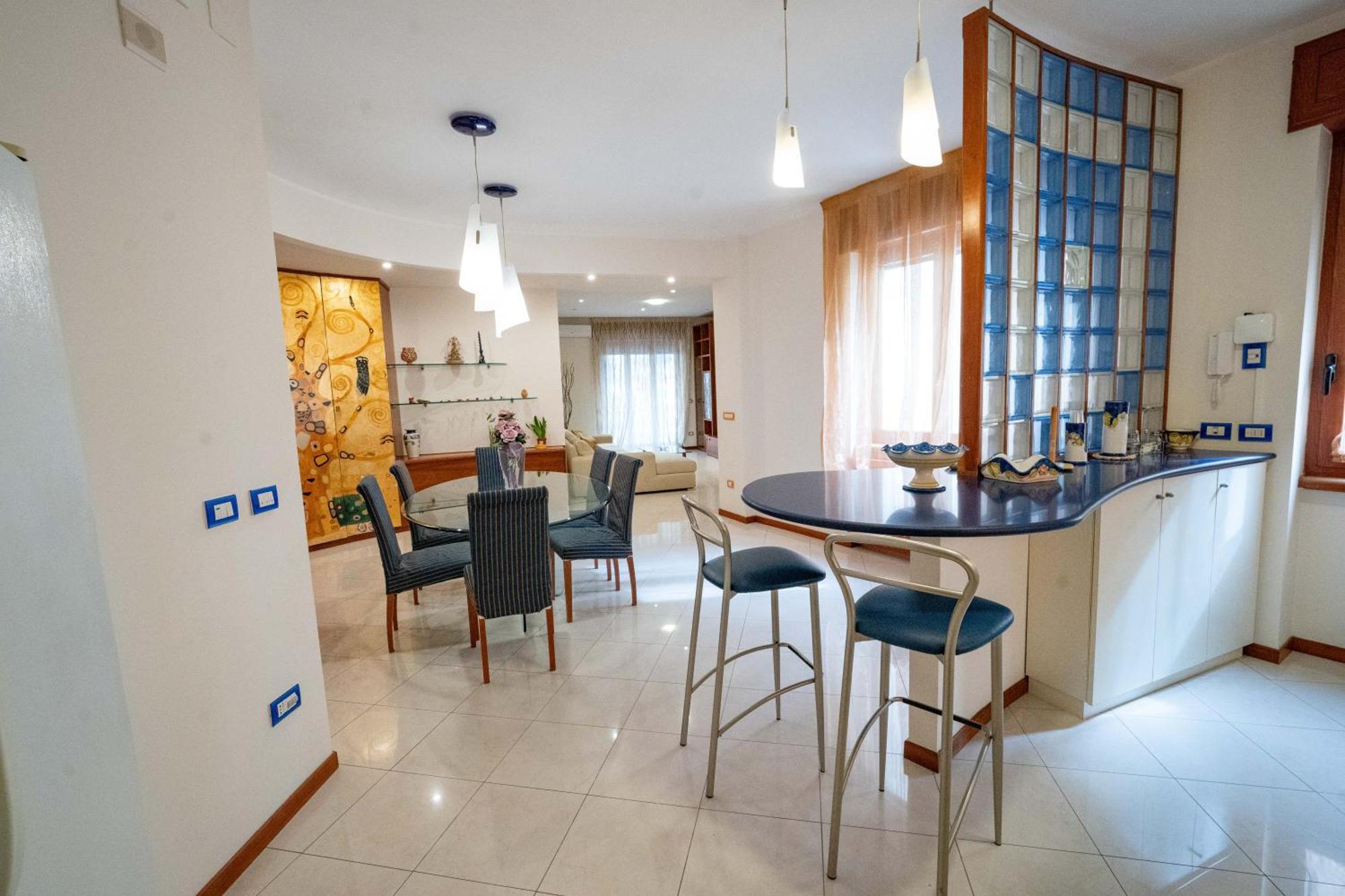 Spazio Napoletano By Dimorra Naples Luaran gambar